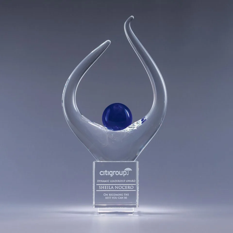 9.5" Ovation Crystal Award