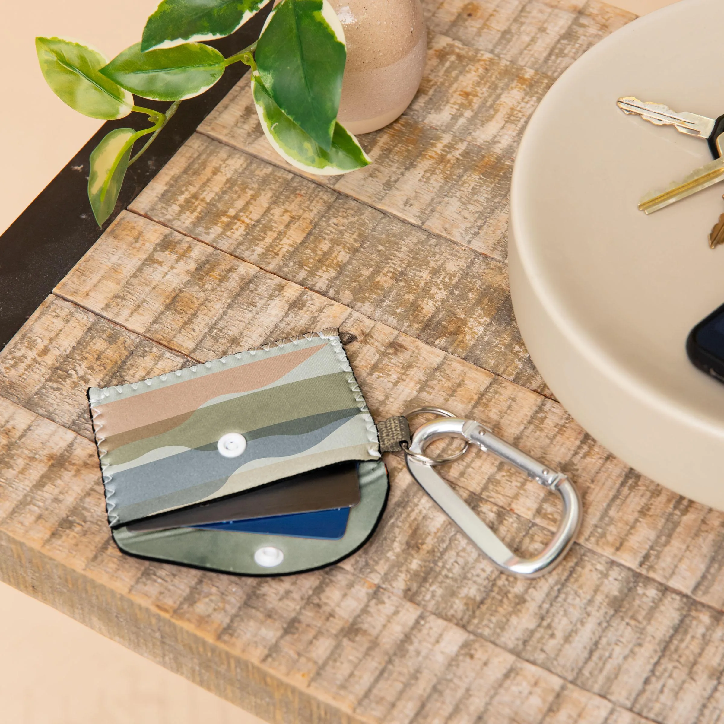 Oytex™ Bend & Snap Wallet