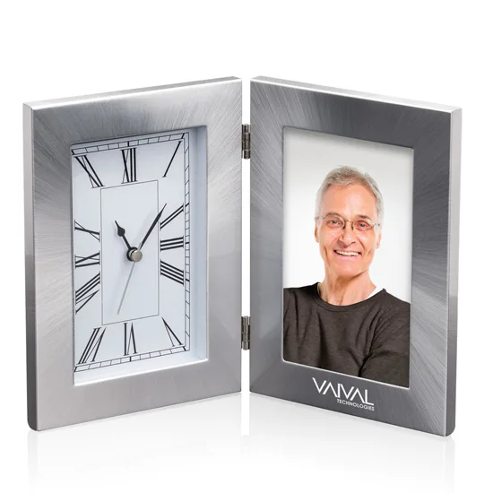 Melania Clock/Frame